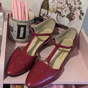 Vintage Talbots Red Leather T-Strap Kitten Heels
